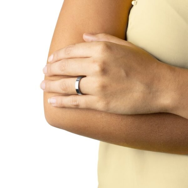 Aliança Quadrada Anatômica 4mm Prateada de Aço Inoxidável