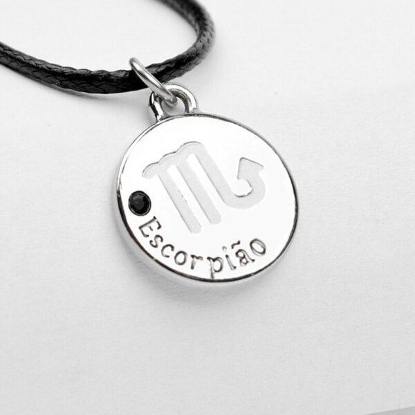 Colar de Signo de Escorpião Ajustável