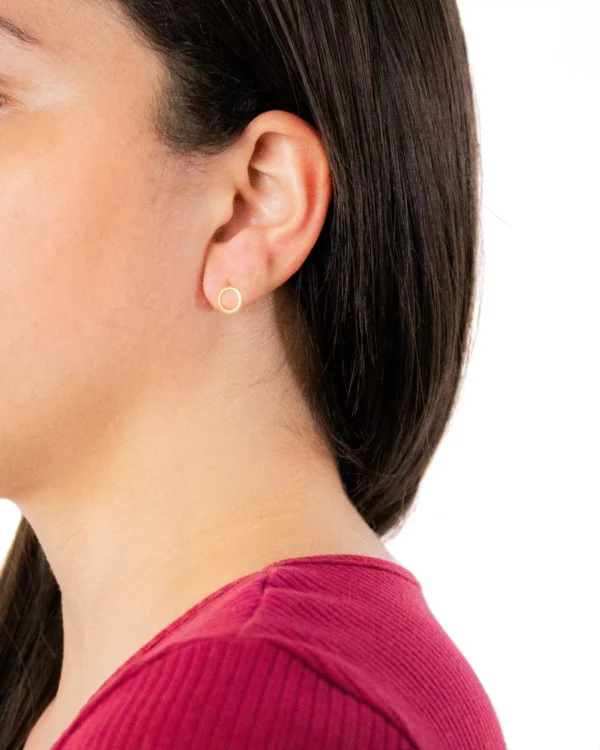 BRINCO BANHADO A OURO 18K CIRCULO - Imagem 2