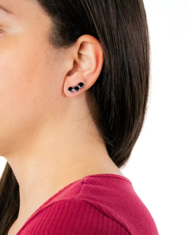 BRINCO EAR CUFF BOLINHAS PRETAS - Imagem 2